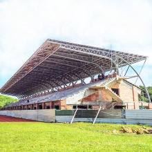 Professioneller Stahlraumrahmen Traversen Stahlkonstruktion Banach Football Stadium Dachsystem